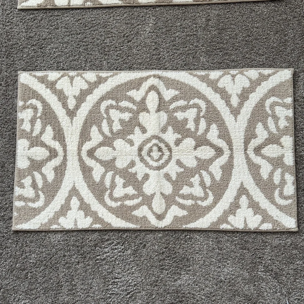 Set of Two Beige & Cream Rugs